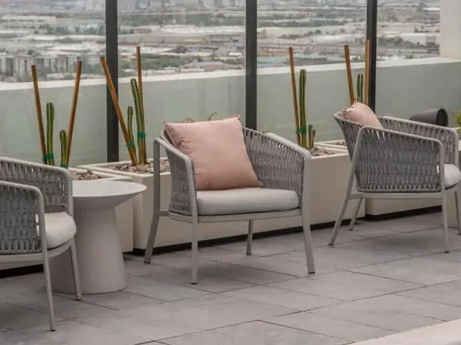 Apartment Boulevard Modern Highrise Stu Sky Pool Parking Gym 13