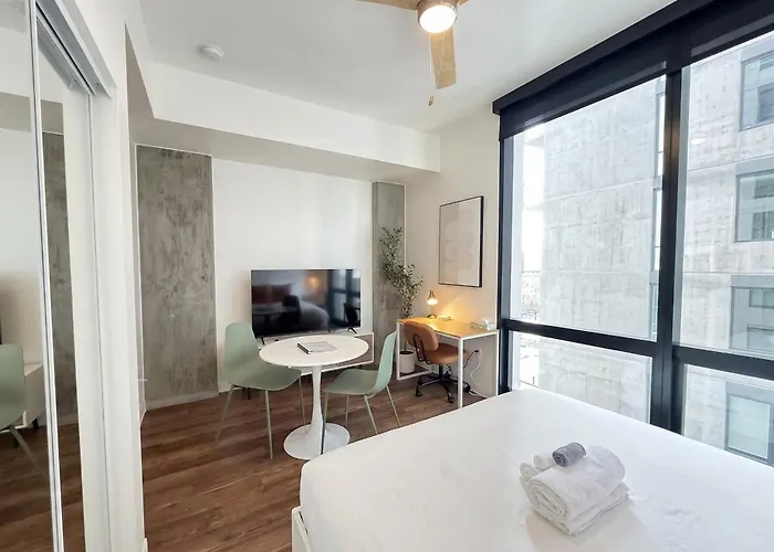 Apartment Boulevard Modern Highrise Stu Sky Pool Parking Gym 13 Phoenix